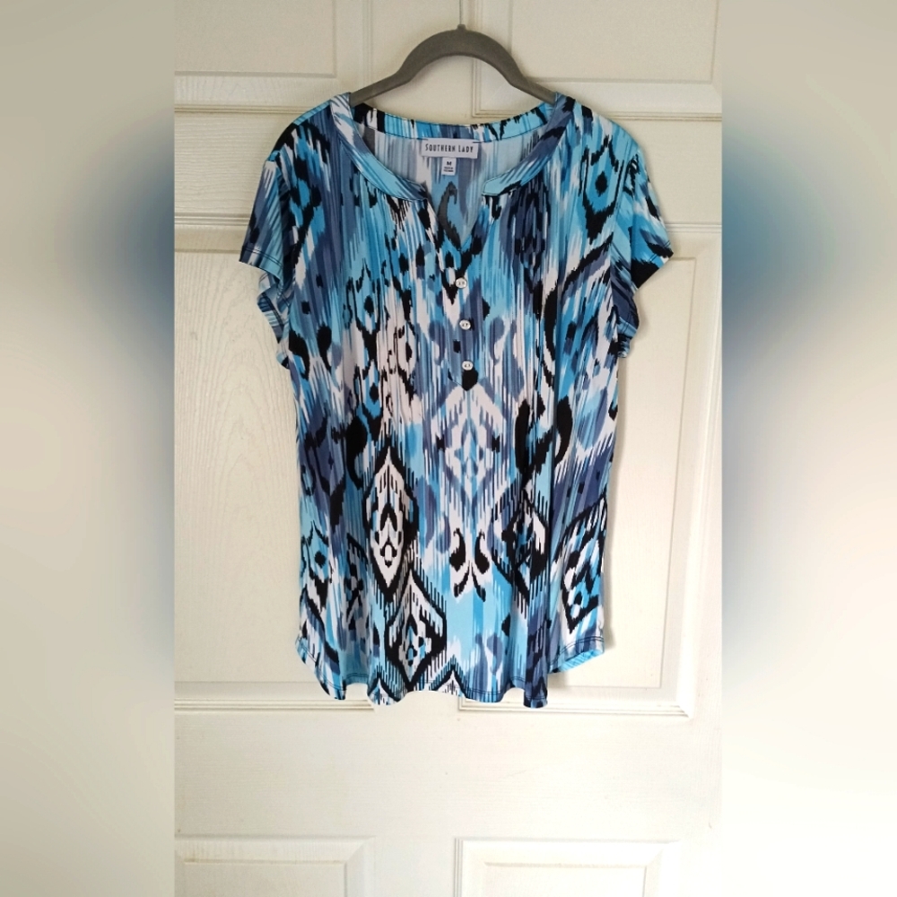 Southern Lady Cap Sleeved Top